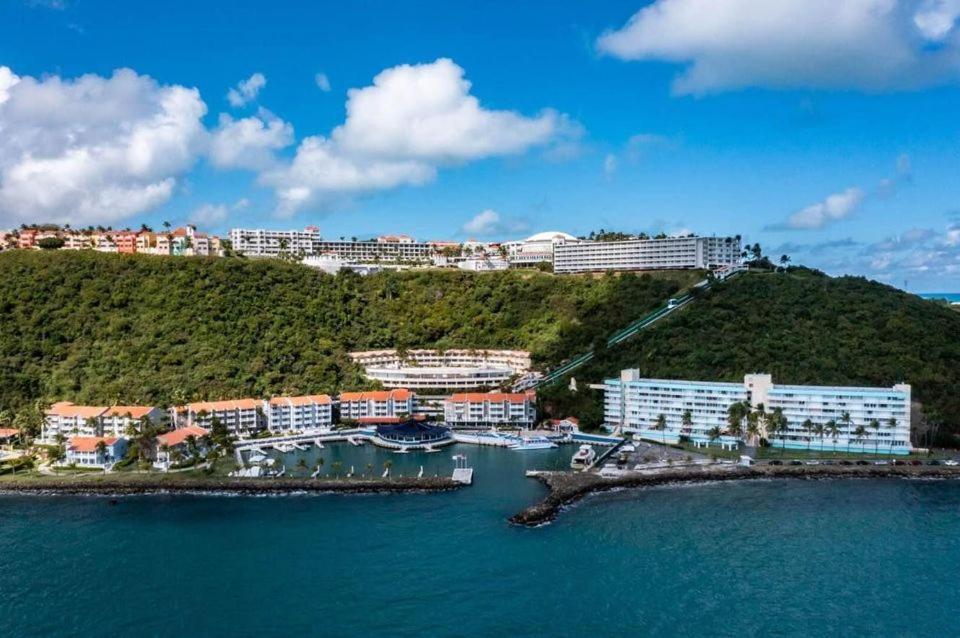Beautiful Ocean Blue Love Oceanfront Apartment Fajardo Zewnętrze zdjęcie