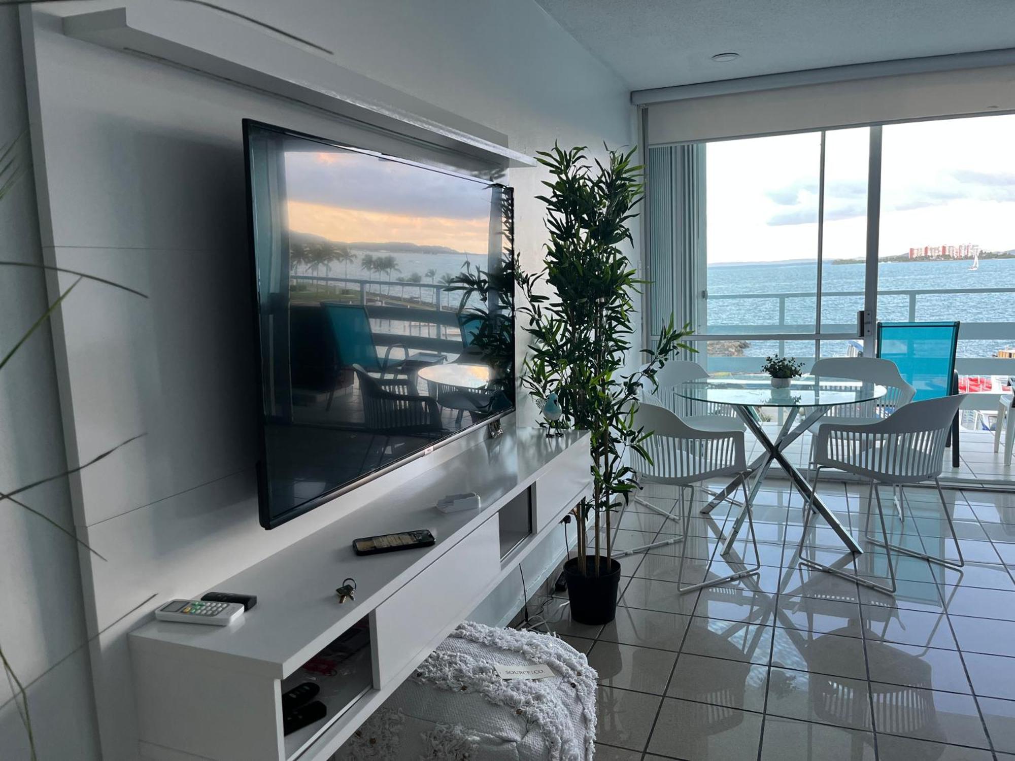 Beautiful Ocean Blue Love Oceanfront Apartment Fajardo Zewnętrze zdjęcie
