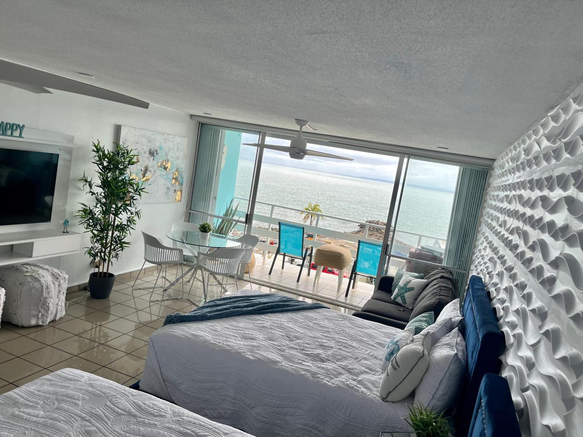 Beautiful Ocean Blue Love Oceanfront Apartment Fajardo Zewnętrze zdjęcie